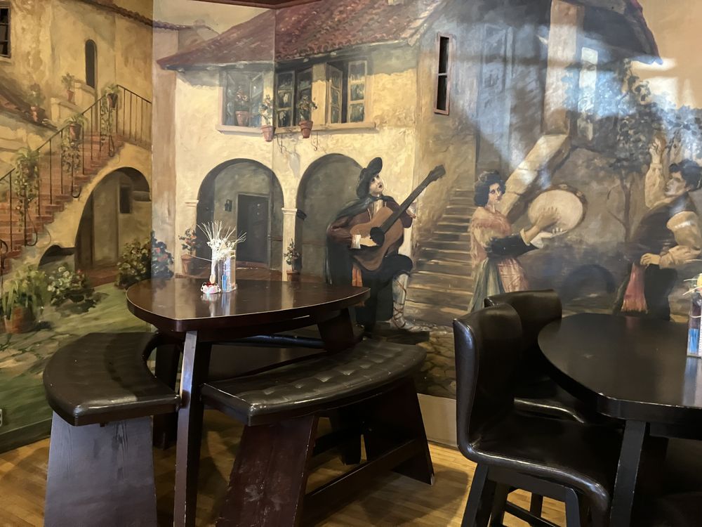 Miller's Pub Logo