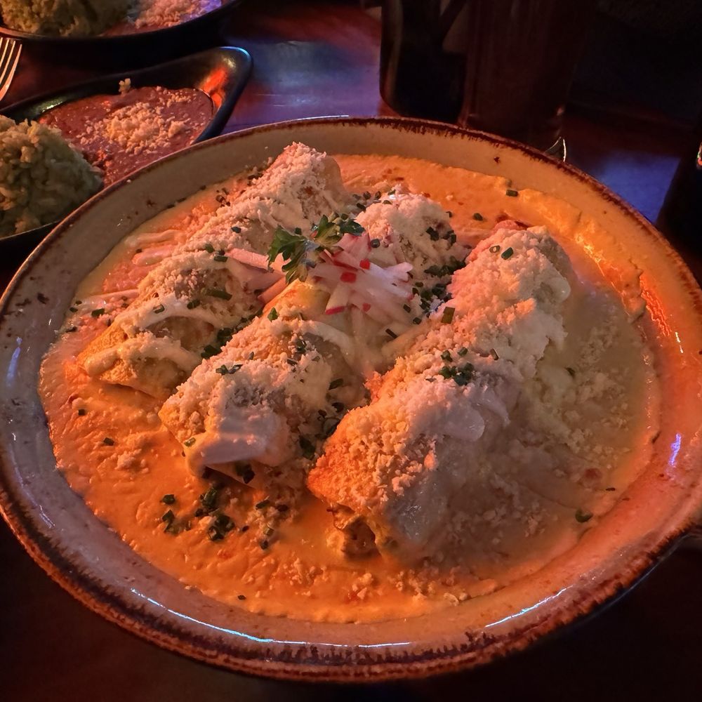 Mito - Enchiladas Blancas - Latin American Near Me - Roseville, Minnesota Mito - Enchiladas Blancas - Latin American Near Me - Roseville, Minnesota
