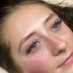 Plush Esthetics - Classic Lashes