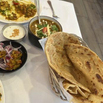 Chaat Bhavan - Choor choor naan thali - Indian Near Me - Fremont, California