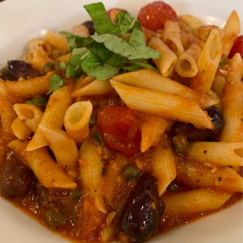 Papa Lozzi Italia - Penne alla Puttanesca - Italian Near Me - Orlando, Florida