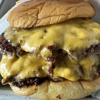 Shake Shack Alderwood - Fast Food Near Me - Lynnwood, Washington Shake Shack Alderwood - Fast Food Near Me - Lynnwood, Washington