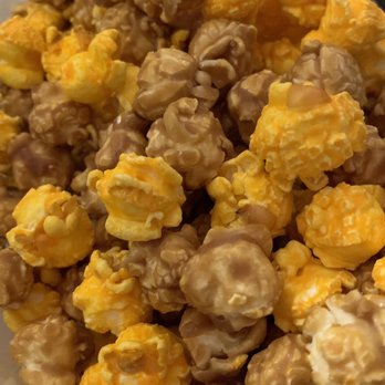 Garrett Popcorn Shops - Bag of Garrett Mix Popcorn - Popcorn Shops Near Me - Chicago, Illinois Garrett Popcorn Shops - Bag of Garrett Mix Popcorn - Popcorn Shops Near Me - Chicago, Illinois