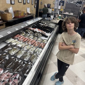 Foodland - Grocery Near Me - Kahului, Hawaii