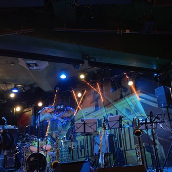クロコダイル 15 Photos Music Venues 神宮前6 18 8 渋谷区 東京都 Japan Phone Number