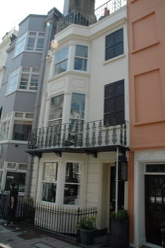 Guest and the City by null