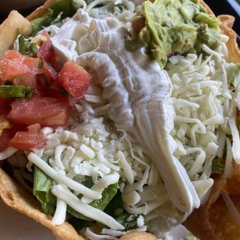Poquito Más - Ahi Tuna Tostada - Mexican Near Me - Burbank, California Poquito Más - Ahi Tuna Tostada - Mexican Near Me - Burbank, California