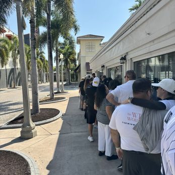 Apocalypse BBQ - Food Trucks Near Me - Miami, Florida