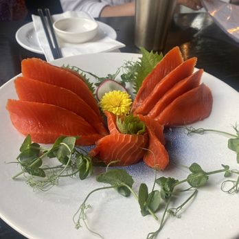 NUBO Kitchen + Bar - Salmon sashimi - Japanese Near Me - Victoria, British Columbia