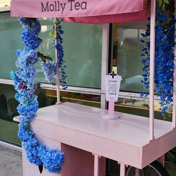 Molly Tea - The cart outside - Bubble Tea Near Me - San Gabriel, California Molly Tea - The cart outside - Bubble Tea Near Me - San Gabriel, California
