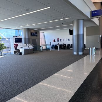 Delta Air Lines - Airlines Near Me - Salt Lake City, Utah