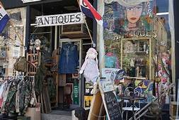 Cold Spring Antiques Center by null