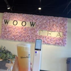 Woow Tea - Passion fruit green tea with strawberry boba and lychee. Super tasty!