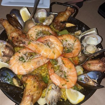 Si Tapas - Paella Mixta - Spanish Near Me - Dallas, Texas