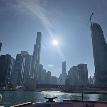 Shoreline Sightseeing - Architectural Tours Near Me - Chicago, Illinois Shoreline Sightseeing - Architectural Tours Near Me - Chicago, Illinois