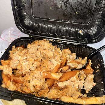 Mr Fries Man - Crab and chicken fries - American Near Me - Gardena, California