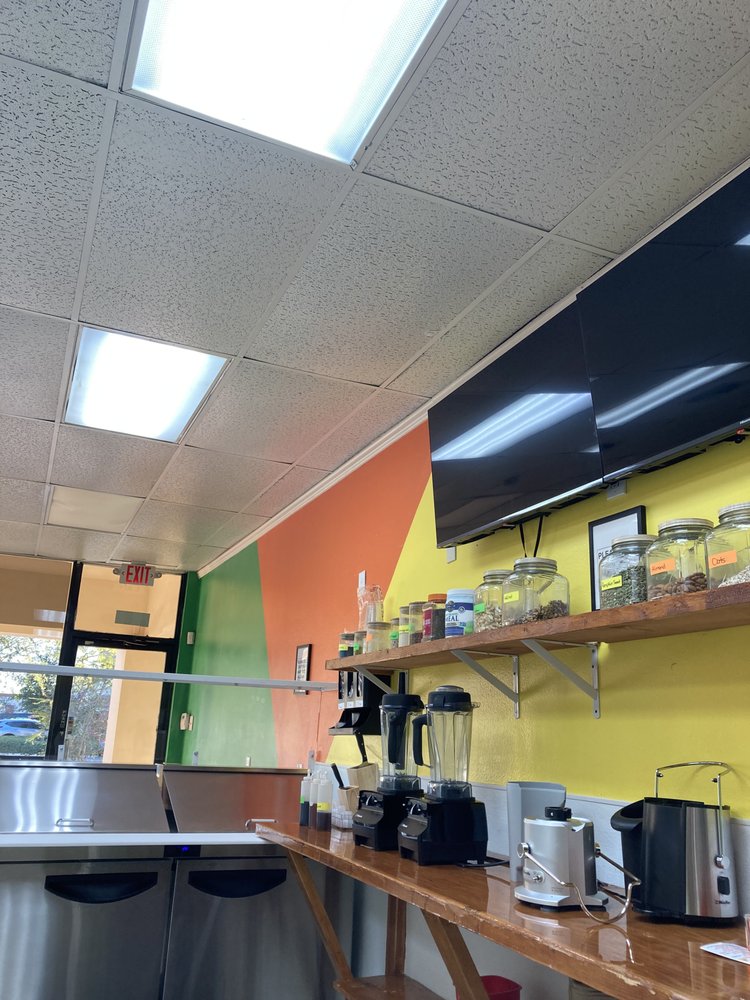 VITAL BLEND JUICE BAR 1587 S State Rd 7, North Lauderdale, Florida