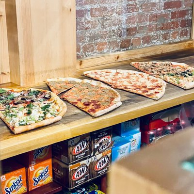 Percy's Pizza by null