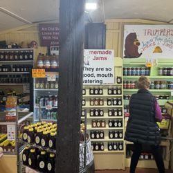 Trumper's Honey and Fruit Shack - Inside