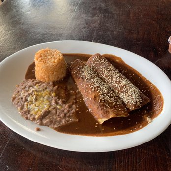 Cilantro's Taco Shop - Enchiladas de mole 2 Chicken Enchilada Rice and Beans Combo Plate - Mexican Near Me - La Mesa, California Cilantro's Taco Shop - Enchiladas de mole 2 Chicken Enchilada Rice and Beans Combo Plate - Mexican Near Me - La Mesa, California