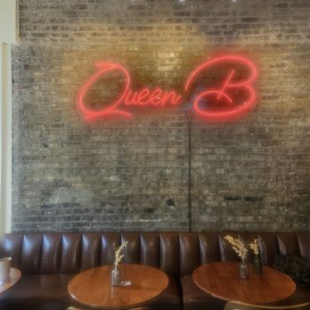 Queen B - Cafes Near Me - Chicago, Illinois
