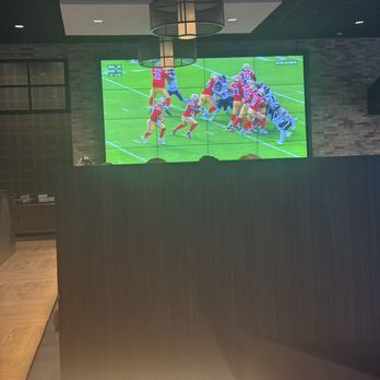 Chickie's & Pete's - Sports Bars Near Me - Reno, Nevada