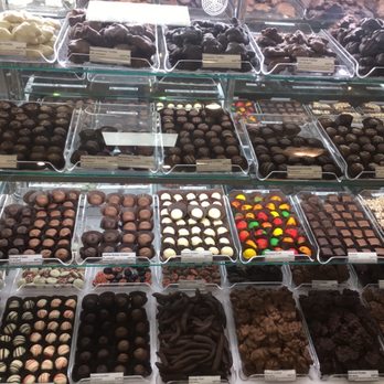 Kilwins Ice Cream - Chocolate - Fudge - BonBons - mmm - Ice Cream & Frozen Yogurt Near Me - Virginia Beach, Virginia Kilwins Ice Cream - Chocolate - Fudge - BonBons - mmm - Ice Cream & Frozen Yogurt Near Me - Virginia Beach, Virginia