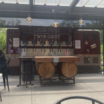 Twin Oast - Self Pour Station - Breweries Near Me - Port Clinton, Ohio Twin Oast - Self Pour Station - Breweries Near Me - Port Clinton, Ohio