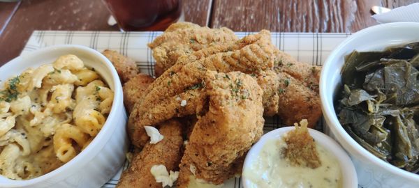 Suzie's Soulhouse Soulfood and Catering by null