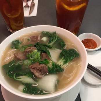 Mandarin Hong Kong Cafe - 清湯牛腩米粉 - Asian Fusion Near Me - Vancouver, British Columbia Mandarin Hong Kong Cafe - 清湯牛腩米粉 - Asian Fusion Near Me - Vancouver, British Columbia