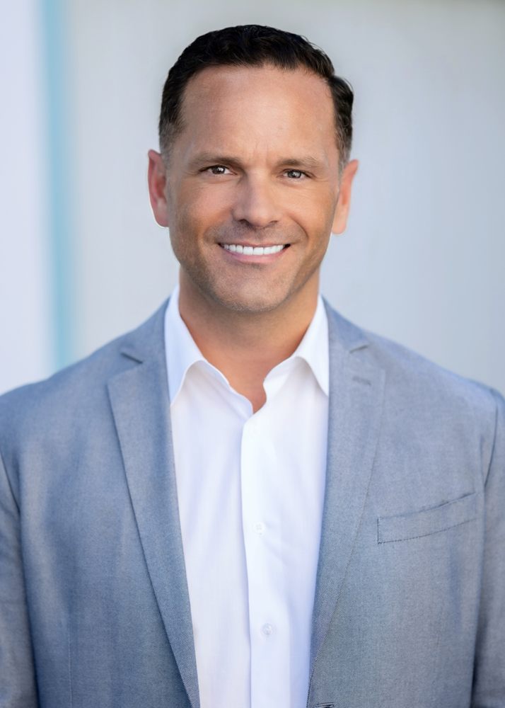 YALE SCOTT THE COLLECTIVE REALTY Updated October 2024 31 Photos