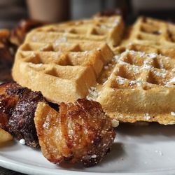 Kaffe Haus - Waffle with pork belly