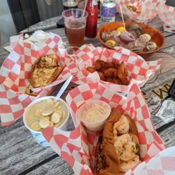 DJ’s Clam Shack - Everything