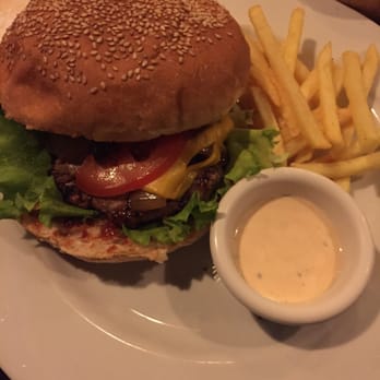 Millwall English Pub - Pubs Near Me - Istanbul, 34 Millwall English Pub - Pubs Near Me - Istanbul, 34