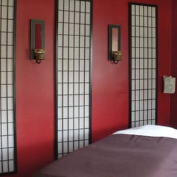 Botanicals Day Spa - Couple's massage room