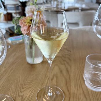 Burnt Hill Farm - Champagne method Blanc de Blancs - Wineries Near Me - Clarksburg, Maryland