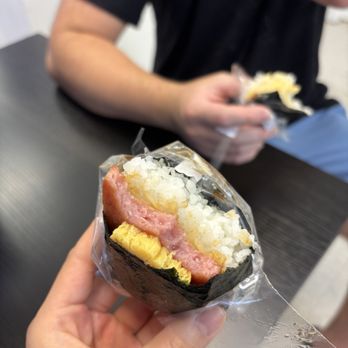 Mai Musubi - Spam egg musubi - Japanese Near Me - Honolulu, Hawaii
