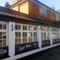 The Three Horseshoes