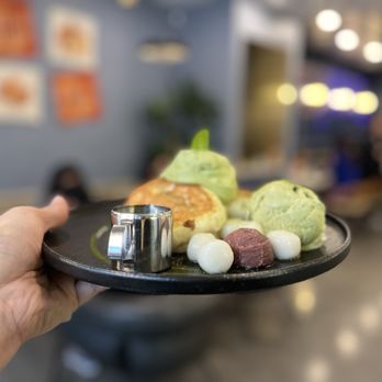 Fufu Pancake Cafe - Matcha soufflé pancakes - Pancakes Near Me - Vancouver, British Columbia Fufu Pancake Cafe - Matcha soufflé pancakes - Pancakes Near Me - Vancouver, British Columbia