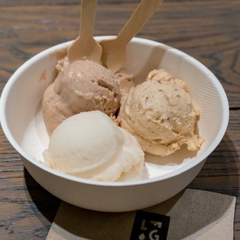 La Fabrique Givrée - Best ice cream in Paris! Really great flavors and textures - Ice Cream & Frozen Yogurt Near Me - Paris, 75 La Fabrique Givrée - Best ice cream in Paris! Really great flavors and textures - Ice Cream & Frozen Yogurt Near Me - Paris, 75