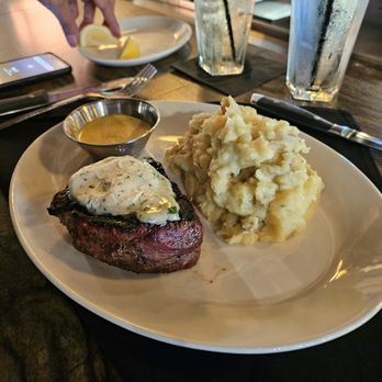 J. Alexander's - FILET MIGNON WITH BEARNAISE - New American Near Me - Columbus, Ohio J. Alexander's - FILET MIGNON WITH BEARNAISE - New American Near Me - Columbus, Ohio