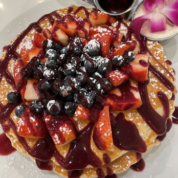 SweetDiner - Berry Blast Pancake - Diners Near Me - Milwaukee, Wisconsin SweetDiner - Berry Blast Pancake - Diners Near Me - Milwaukee, Wisconsin
