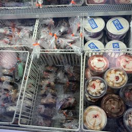 Pre made ice cream sandwiches , no sugar ice cream and pre made Sunday if u are in a rush