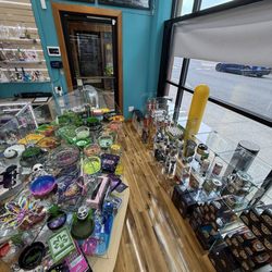 World of Smoke & Vape - Redmond