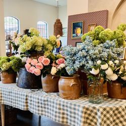 The Dainty Pear - Interior