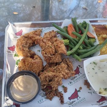 The Birdhouse - Chicken tendies plate was the right choice...loved the sweet cornbread and flavorful chicken - Wine Bars Near Me - New Braunfels, Texas The Birdhouse - Chicken tendies plate was the right choice...loved the sweet cornbread and flavorful chicken - Wine Bars Near Me - New Braunfels, Texas