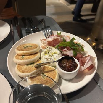 Monteverde - Burrata e Ham - Italian Near Me - Chicago, Illinois