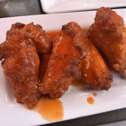 Buffalo chicken wings Buffalo chicken wings
