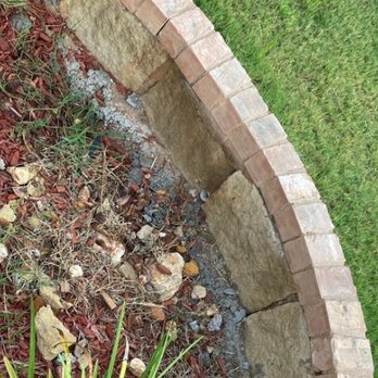 Leon's Landscape Services - Gardeners Near Me - Crowley, Texas