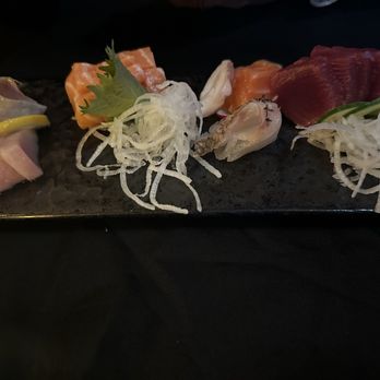 Sushi Aka - Sashimi sampler - Sushi Bars Near Me - Suffolk, Virginia